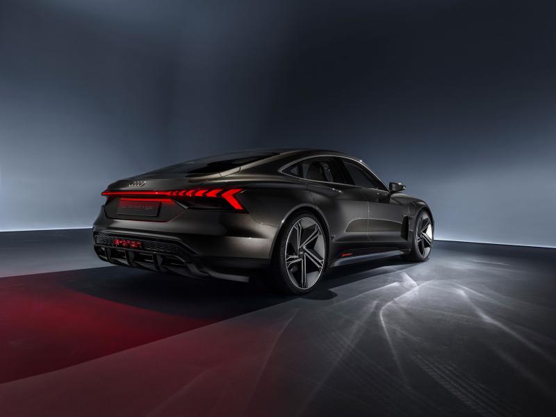 Los Angeles 2018 : Audi e-Tron GT Concept 1