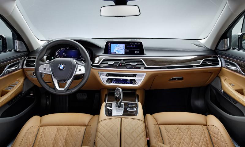  - La BMW Série 7 s'aligne sur le X7 1