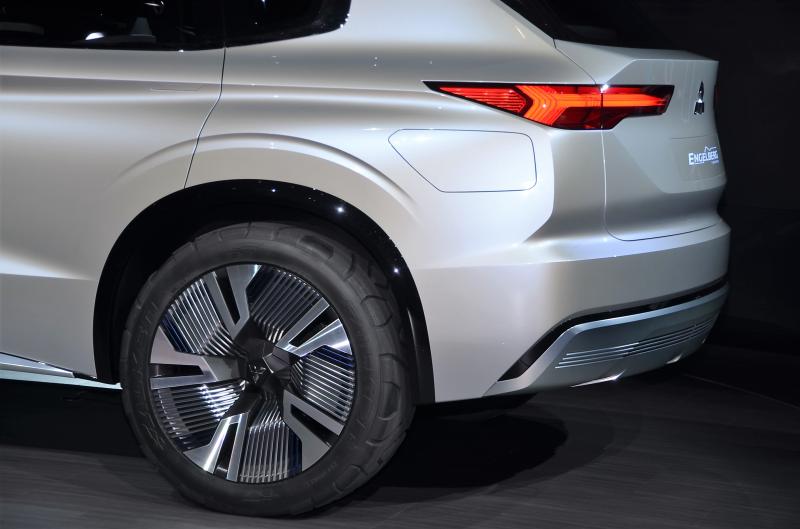  - Genève 2019 Live : Mitsubishi Engelberg Tourer Concept 1