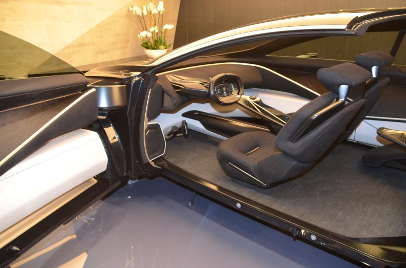 Genève 2019 Live : Lagonda All-Terrain Concept 1