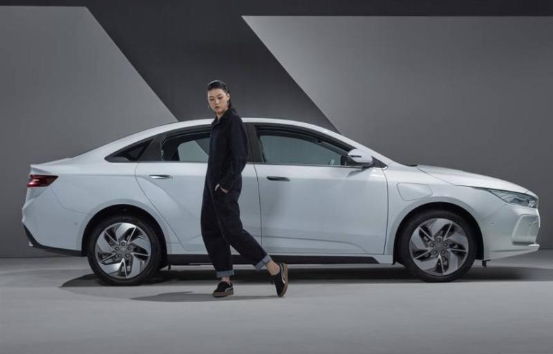 Geely GE11 Jihe A, une Model 3 chinoise 1