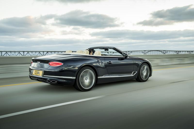  - Un V8 pour les Bentley Continental GT Coupé et Cabrio 1