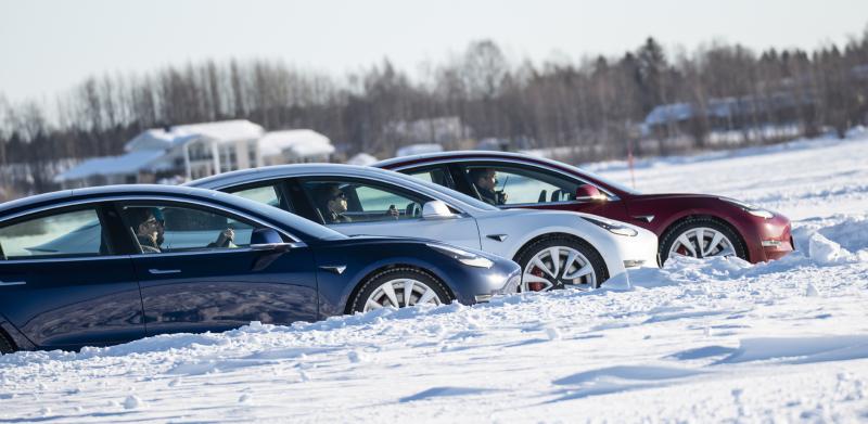 Tesla Winter Experience : travers électriques 1