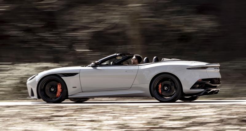  - Aston Martin DBS Superleggera Volante