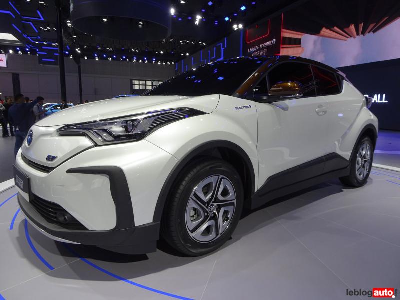  - Shanghai 2019 : Toyota C-HR et Izoa électriques 1