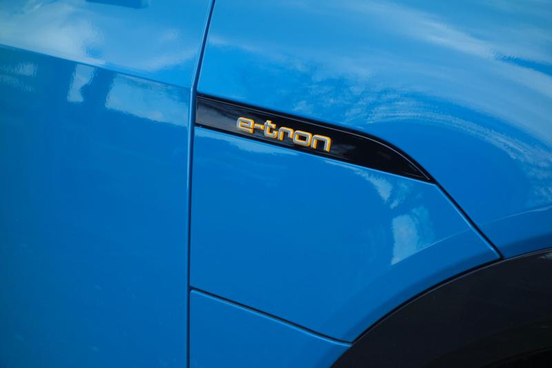 Essai Audi e-Tron, Lourde technologie 1