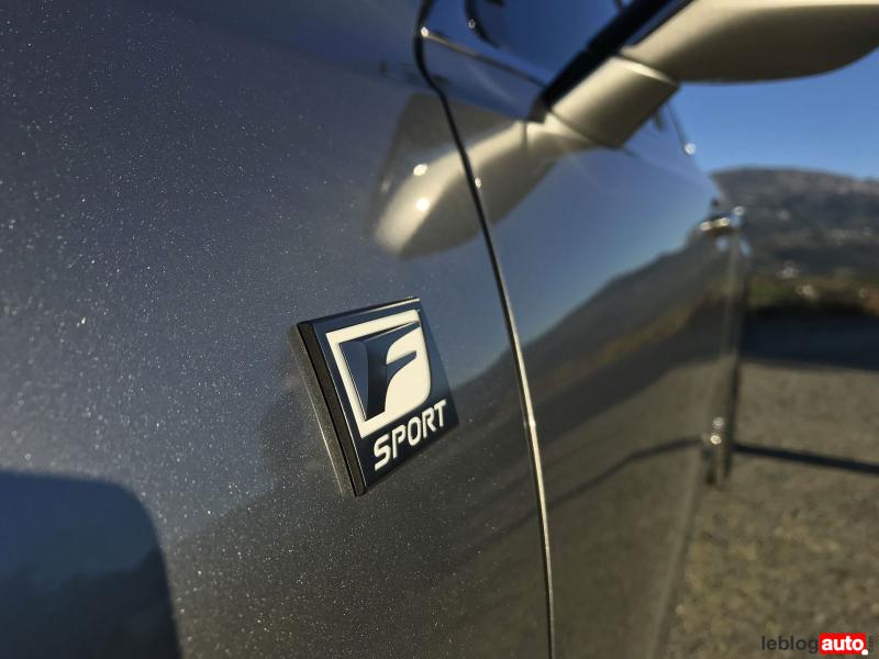 Essai Lexus ES 300h: Une berline pour oublier le Diesel 1