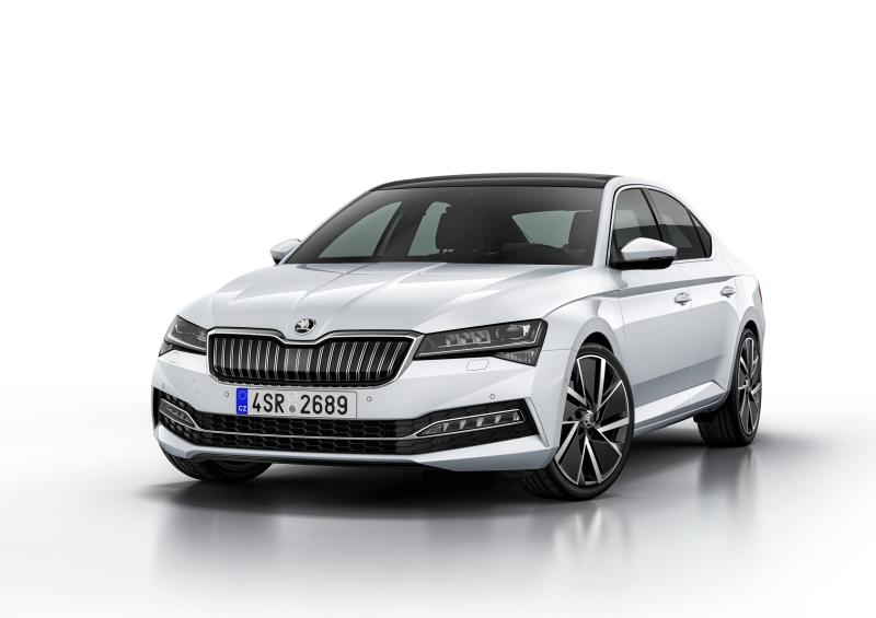  - Skoda Superb restylée : diversification et hybridation 3