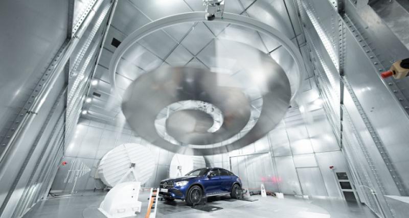  - Daimler : banc de tests électro-magnétiques pour service connecté