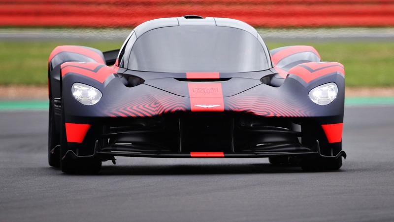 - L'Aston Martin Valkyrie "en roue libre" à Silverstone 1