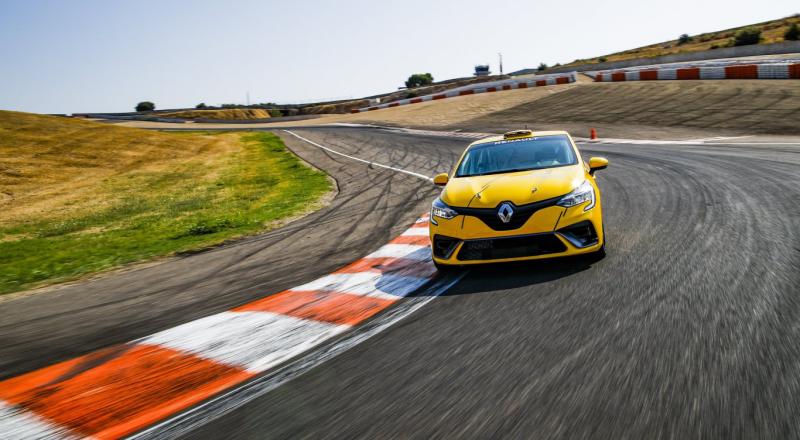  - Nouvelle Renault Clio Cup : débuts dynamiques 1