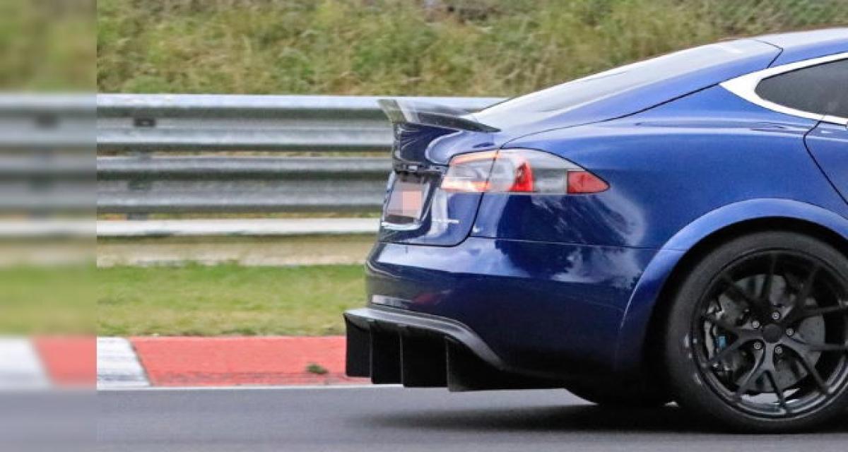Tesla modifie encore sa Model S pour aller sur le Nürburgring