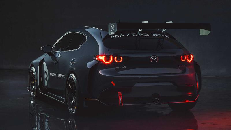  - Mazda présente sa 3 TCR 1