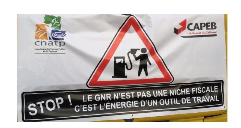  - Réunion lundi à Bercy face au blocage des dépôts pétroliers