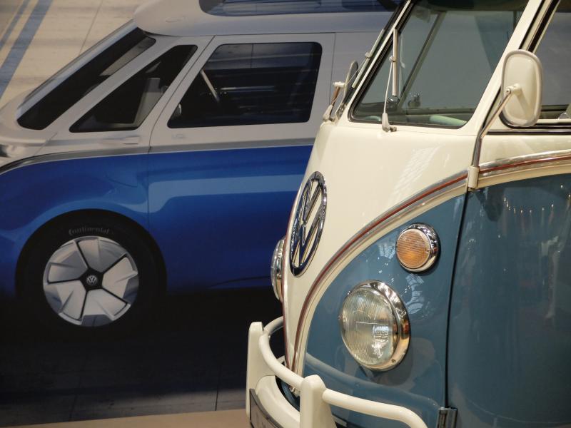  - Retromobile 2020: Volkswagen Combi 1