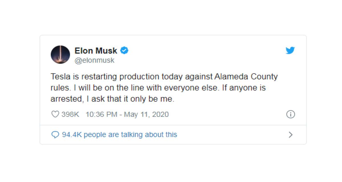 Tesla redémarre sa giga-factory US malgré les interdits