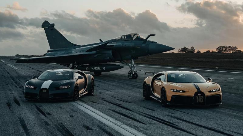 Bugatti Chiron vs Rafale Marine : tonnerres mécaniques 1