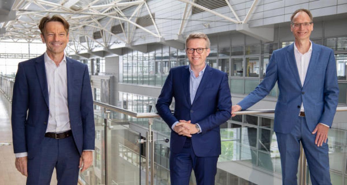 Opel : Uwe Hochgeschurtz (Renault) remplace Michael Lohscheller