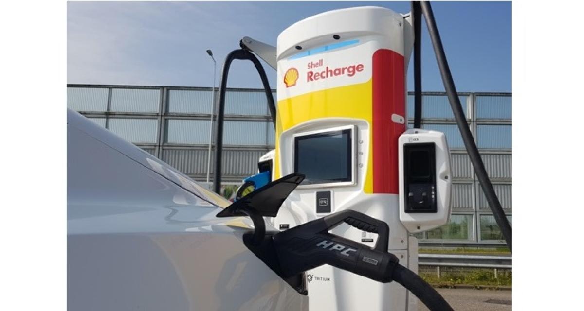 UK : Shell cible 50 000 stations de recharge d'ici 2025