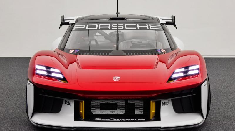 Munich 2021 Porsche Mission R concept : futur Cayman ? 1