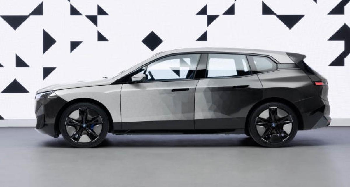CES 2022 : BMW et un iX Flow qui change de couleur