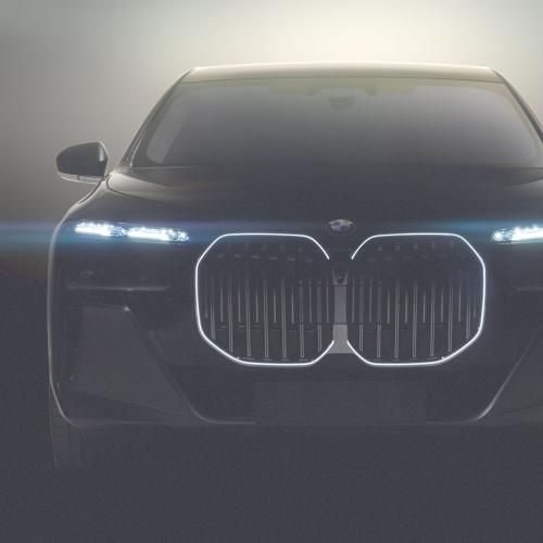 BMW soulève le voile sur sa BMW i7 100% électrique 1