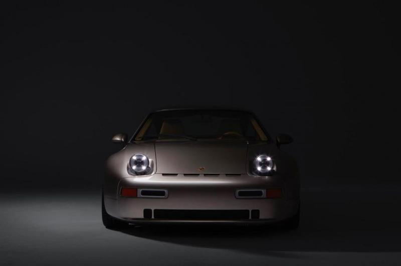 Porsche 928 restomod