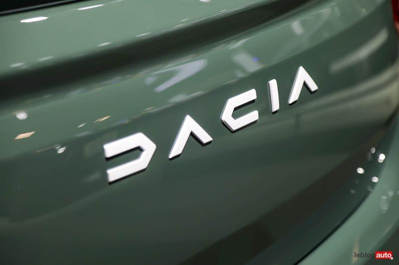 Mondial de Paris 2022 - Gamme Dacia