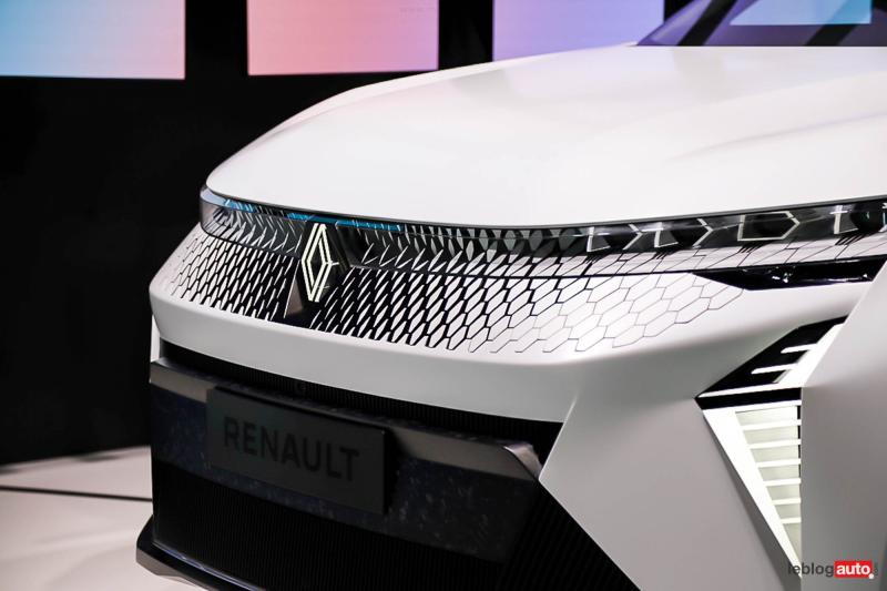 Mondial de Paris 2022 - Renault Scenic Vision