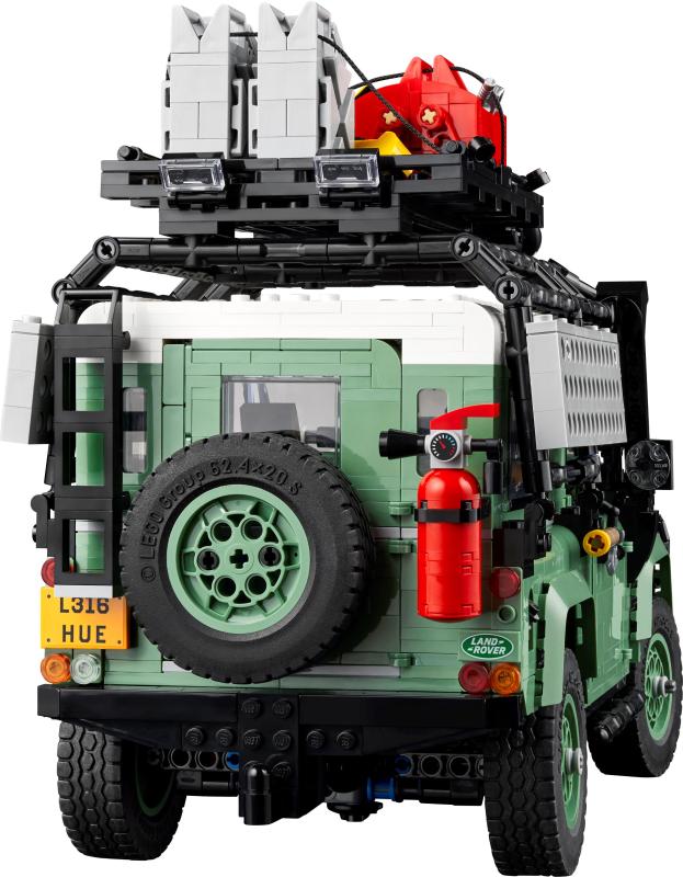 Land Rover Defender 90 LEGO 2023