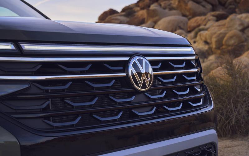  - VW Atlas Peak