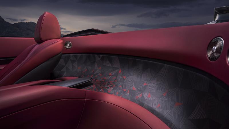 - Rolls Royce La Rose Noire Droptail