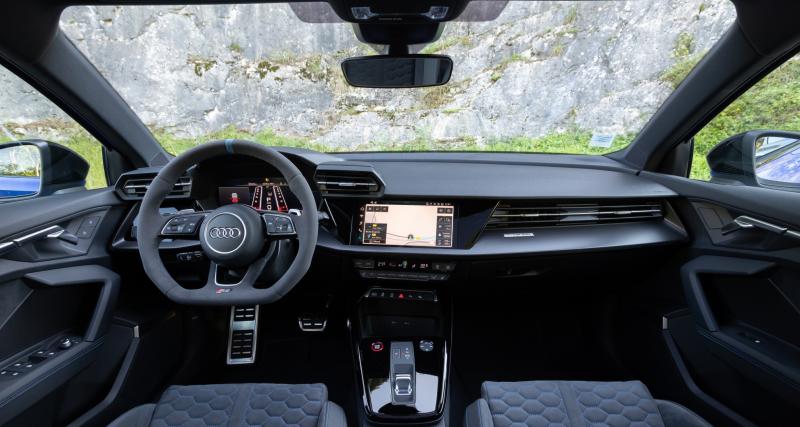 Essai Audi RS3 Performance - Plaque numérotée à bord