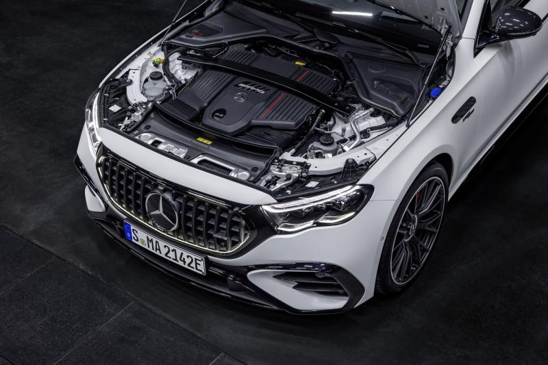  - Mercedes-AMG E53 HYBRID 4MATIC+