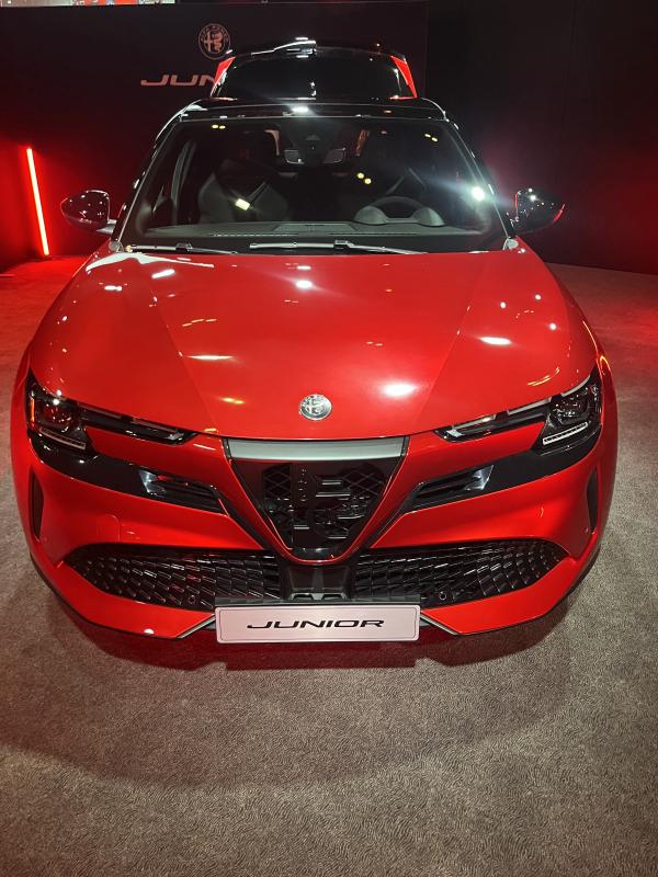  - Face à l'Alfa Romeo Junior : nos premières impressions