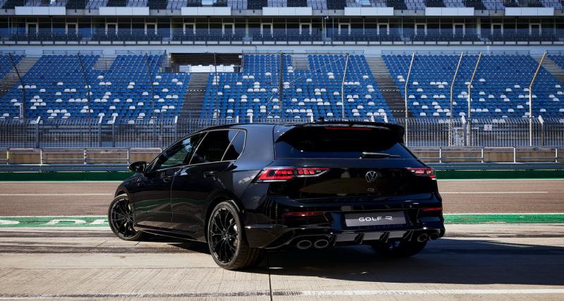 A la découverte de la nouvelle Volkswagen Golf R - Un look full black!