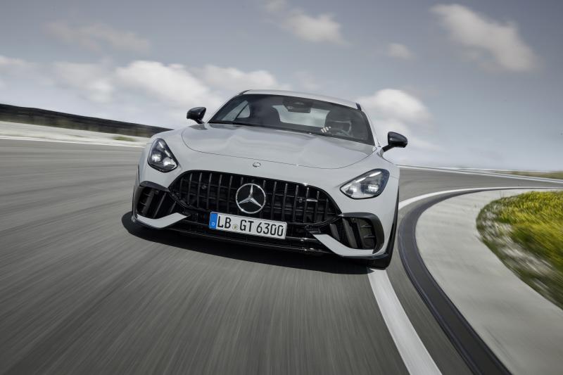  - Mercedes AMG GT Pro