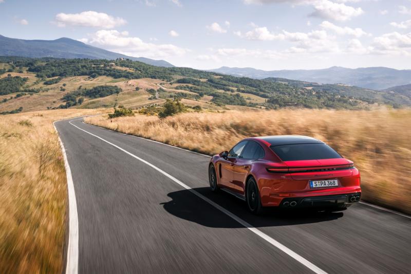  - Panamera GTS et Turbo S E-Hybrid 2024