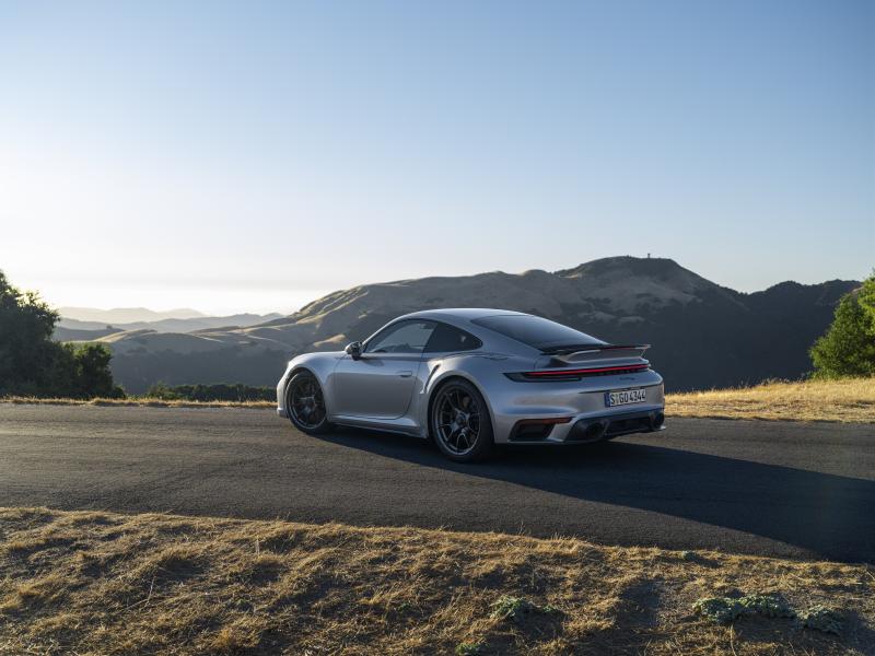  - Porsche 911 Turbo 50 ans 