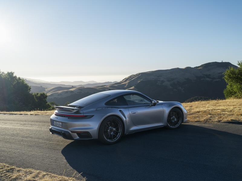  - Porsche 911 Turbo 50 ans 