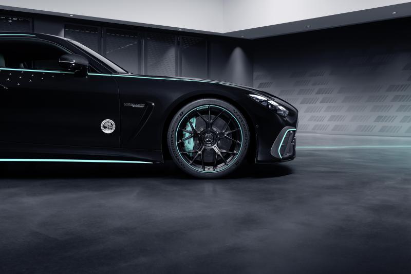  - Mercedes AMG GT 63 Petronas