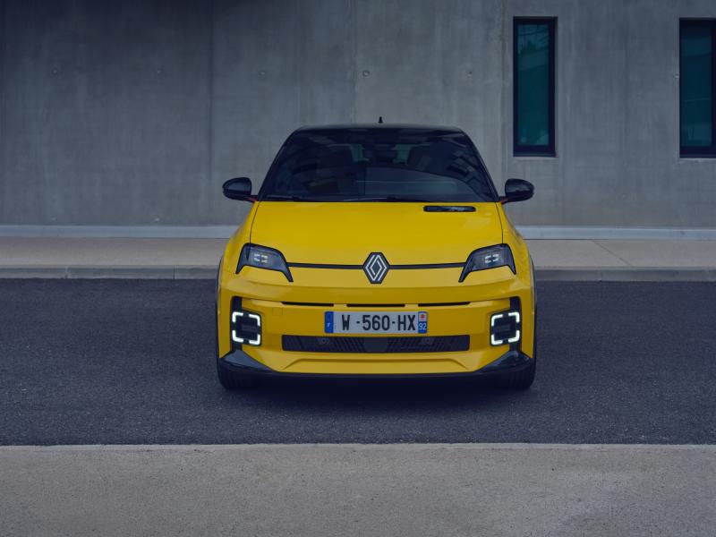  - essai Renault R5